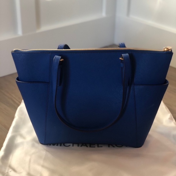 Michael Kors Royal Blue purse - Picture 3 of 4
